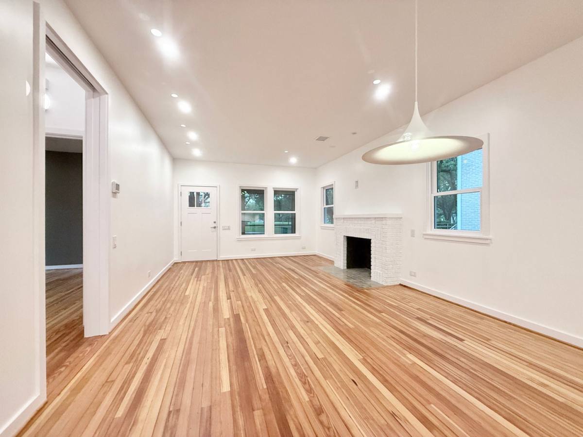 Apartment for rent at 1412 Sul Ross St, Houston, TX 77006