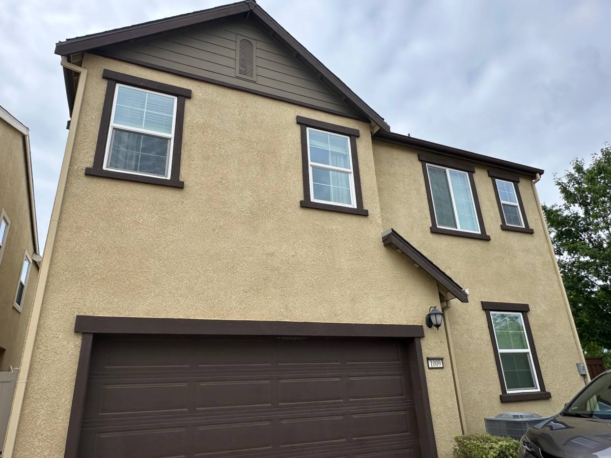 House for rent at 1009 Provence Village Dr, Roseville, CA 95747
