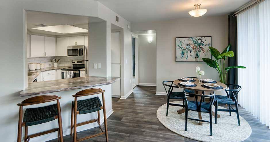 Apartment for rent at Bella Vista, 7810 N 14th Place, Phoenix, AZ 85020