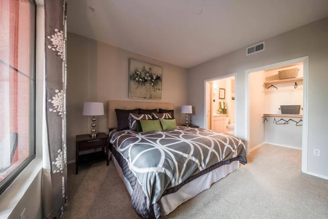 Apartment for rent at Alexan Belleview, 1121 N 44th St, Phoenix, AZ 85008
