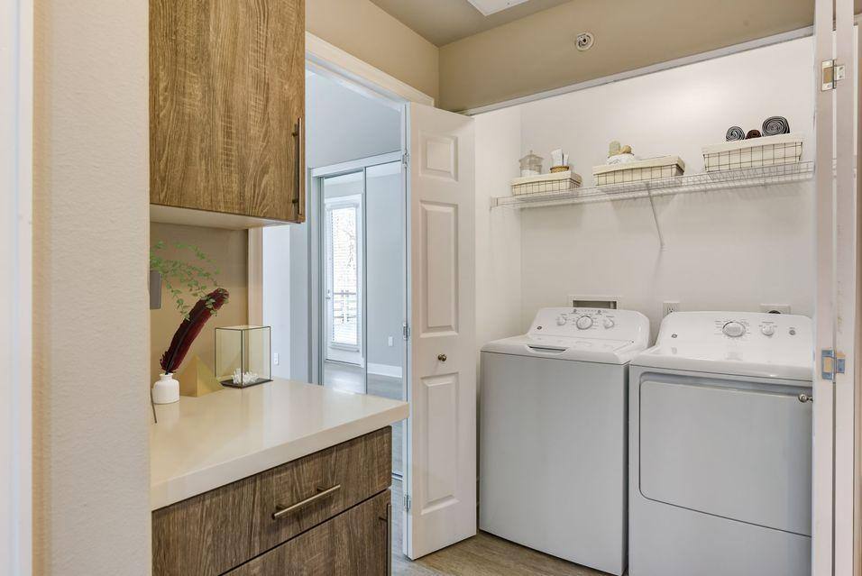 Apartment for rent at Triana Apartment Homes, 6250 Canoga Ave, Woodland Hills, CA 91367