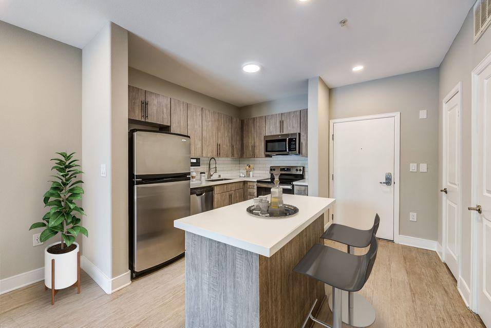 Apartment for rent at Triana Apartment Homes, 6250 Canoga Ave, Woodland Hills, CA 91367