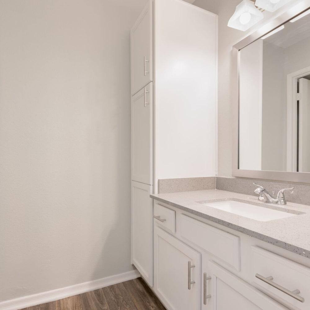 Apartment for rent at Bella Sera, 13616 N 43rd St, Phoenix, AZ 85032