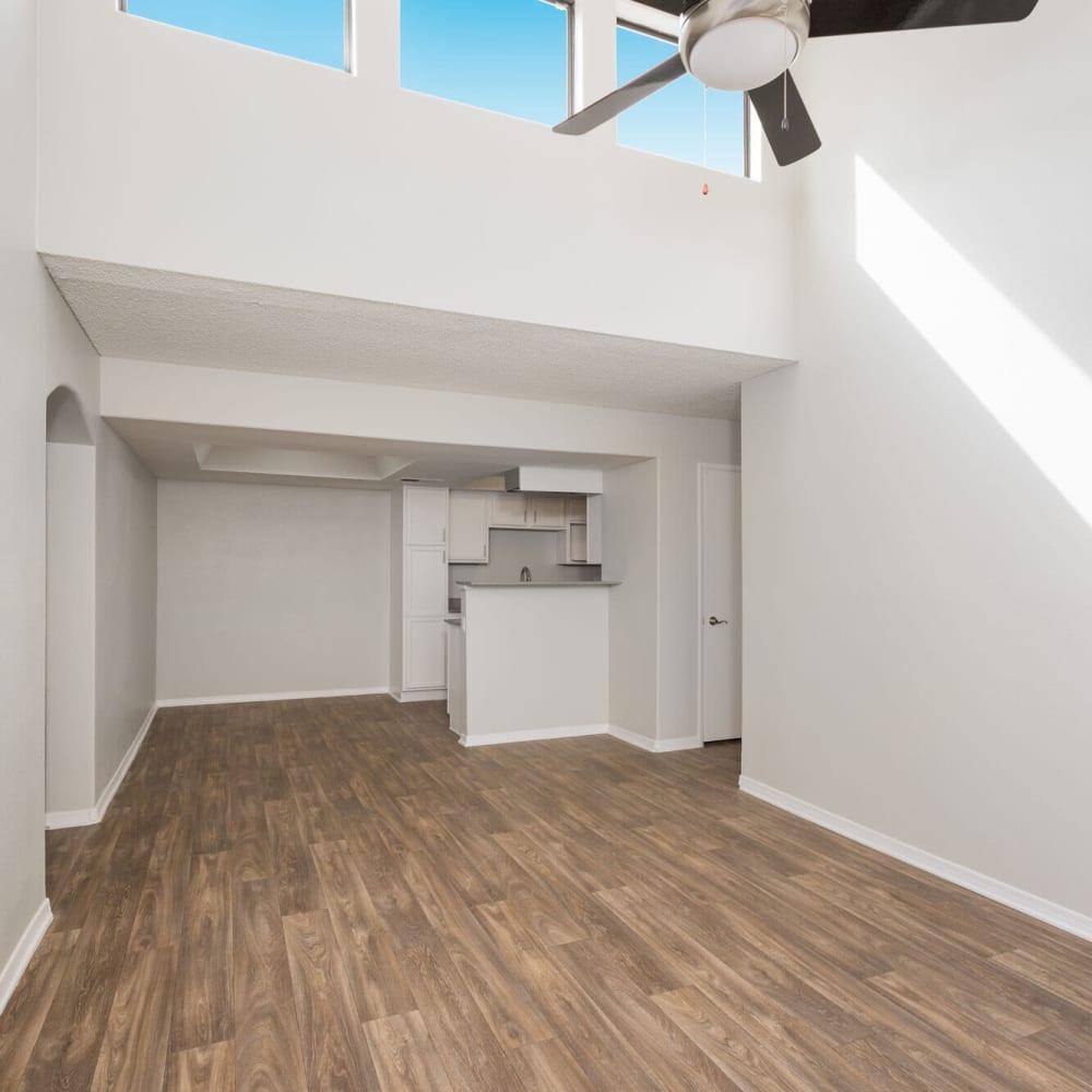 Apartment for rent at Bella Sera, 13616 N 43rd St, Phoenix, AZ 85032