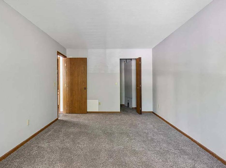 Apartment for rent at Valley Stream Apartment Homes, 6400 Glenhurst Dr, Maumee, OH 43537