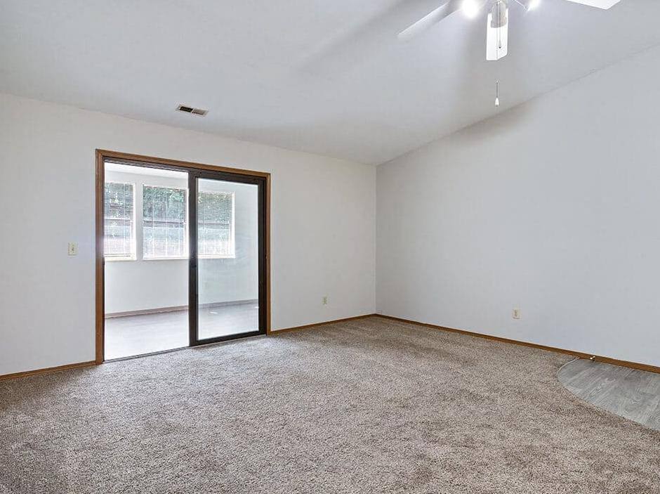 Apartment for rent at Valley Stream Apartment Homes, 6400 Glenhurst Dr, Maumee, OH 43537