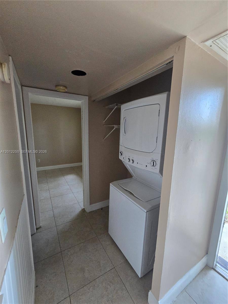 House for rent at 1630 Sandpiper Blvd, Homestead, FL 33035