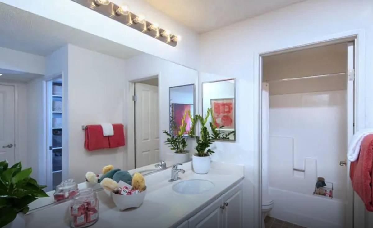 Apartment for rent at Woobridge Willow, 344 Knollglen, Irvine, CA 92614