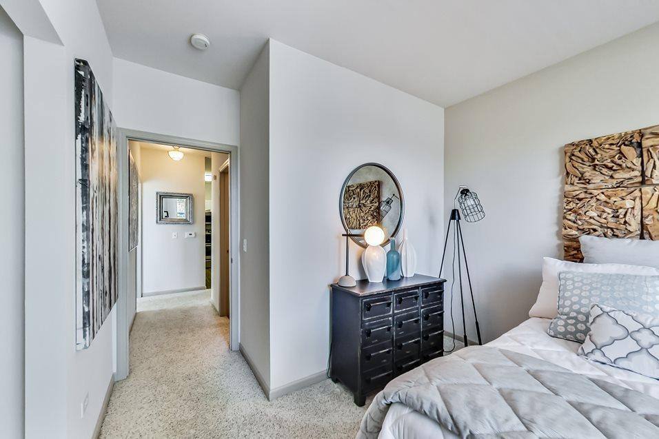Apartment for rent at 2800 Pontiac Dr, Aurora, IL 60502