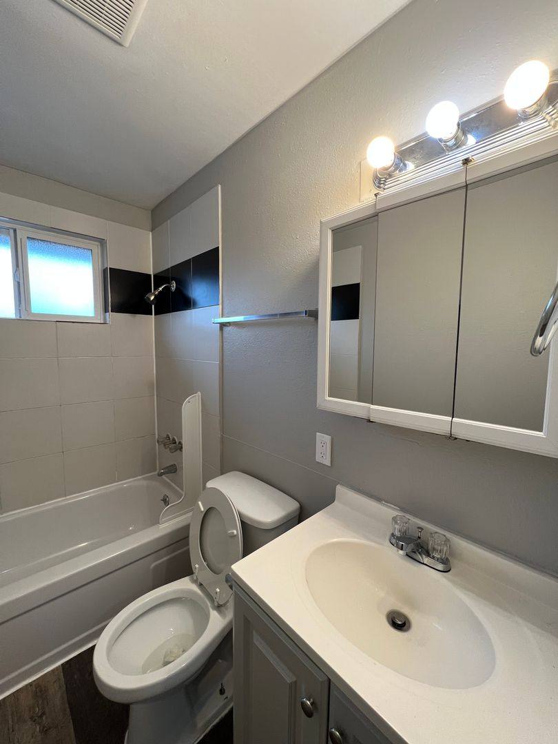Apartment for rent at 203 SE 162nd, Portland, OR 97233