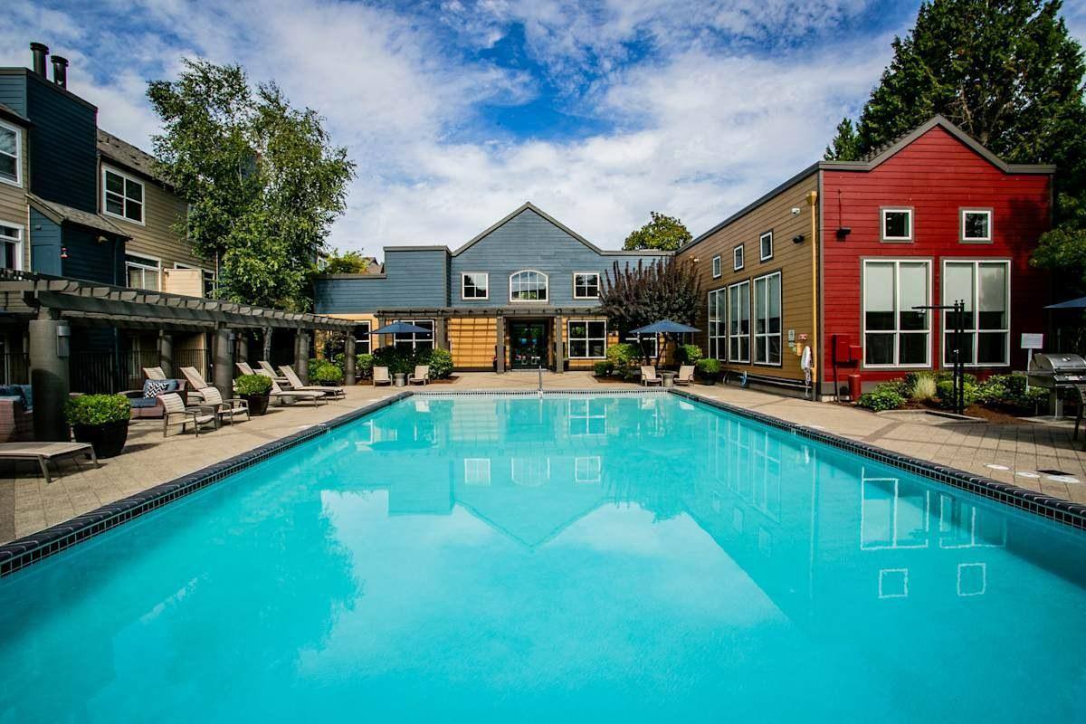 Townhouse for rent at 8911 NE Colonnade Dr, Hillsboro, OR 97124
