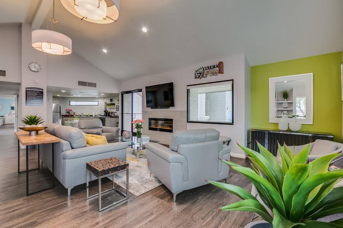 Apartment for rent at Roosevelt, 2107 W Broadway Rd, Mesa, AZ 85202