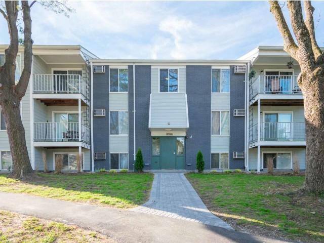 Apartment for rent at South Winds, 24 Rolling Green Dr, Fall River, MA 02720