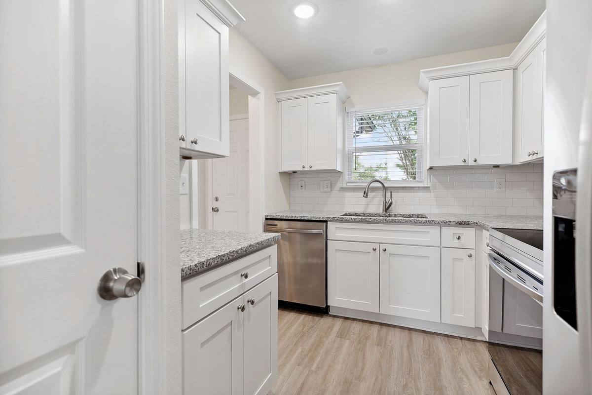 Townhouse for rent at 4766 Pontchartrain Dr, Slidell, LA 70458