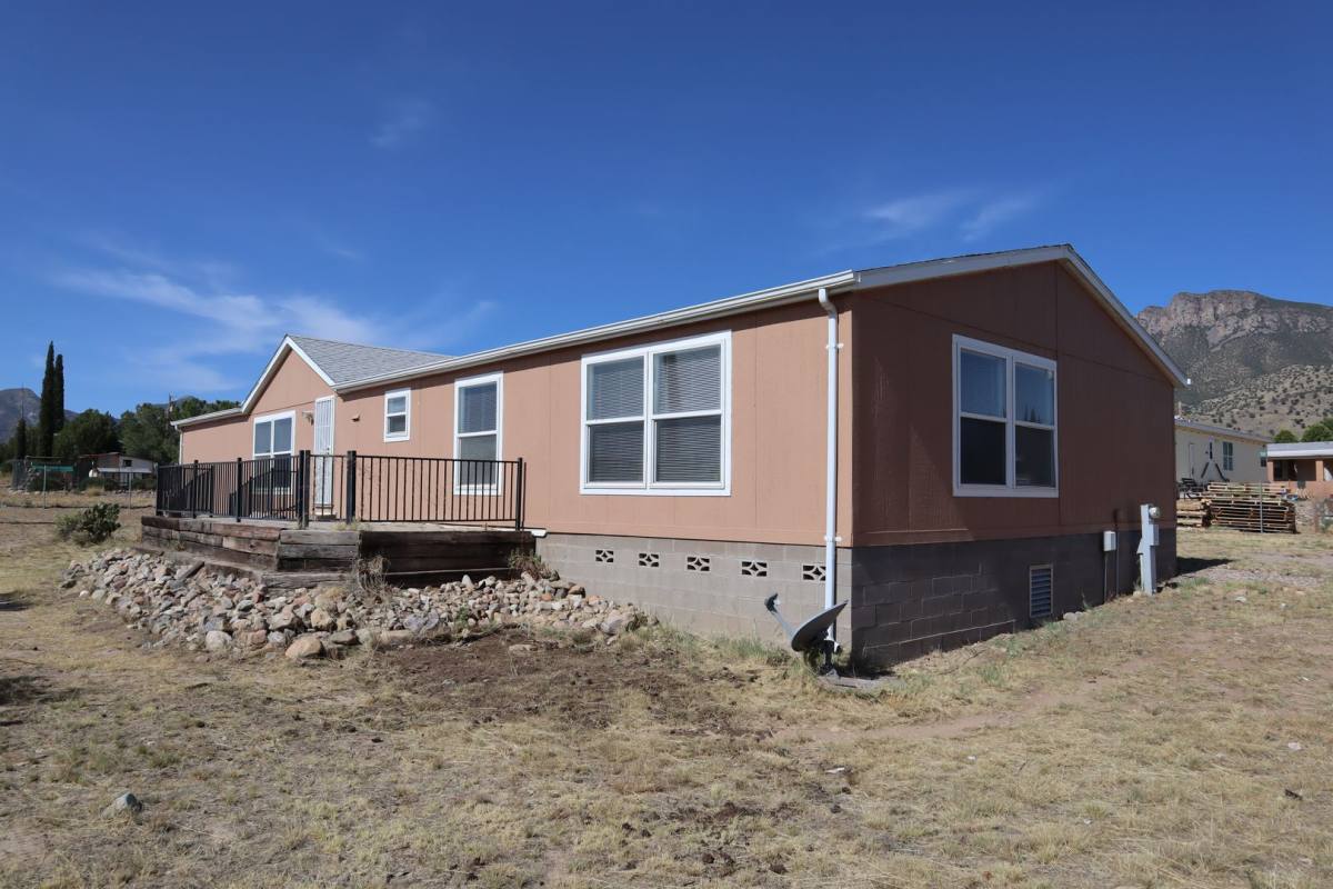 House for rent at 5181 Shirley Dr, Hereford, AZ 85615