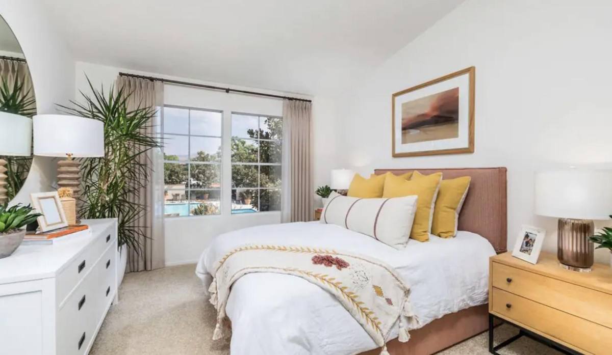 Apartment for rent at Rancho Maderas Apartment Homes, 13408 Heritage Way, Tustin, CA 92782