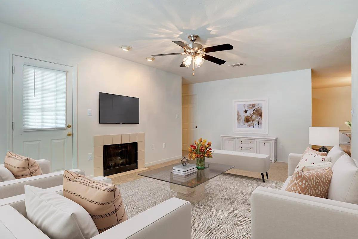 Apartment for rent at 440 Cross Park Dr, Pearl, MS 39208