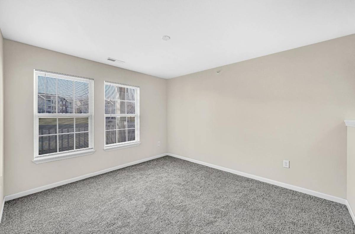 Apartment for rent at 9000 Lincoln St, Merrillville, IN 46410