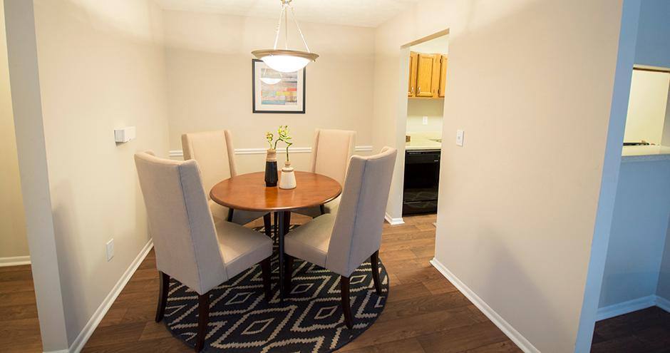 Apartment for rent at Wood Glen, 875 Franklin Gateway SE, Marietta, GA 30067