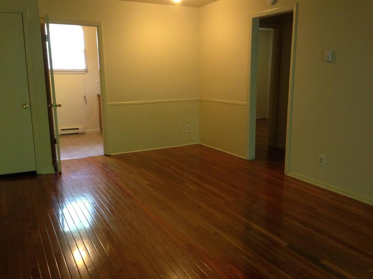 Townhouse for rent at Elmsley Grove, 148 Tyvola Dr, Charlotte, NC 28210