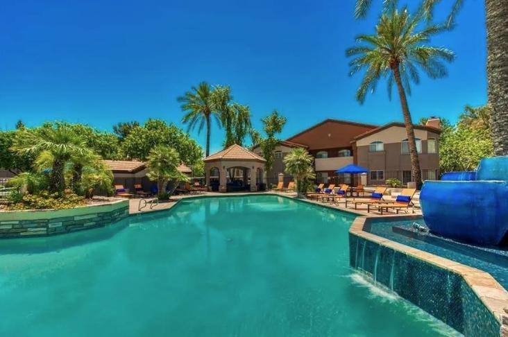 Apartment for rent at Carlyle South Mountain, 5151 E Guadalupe Rd, Phoenix, AZ 85044