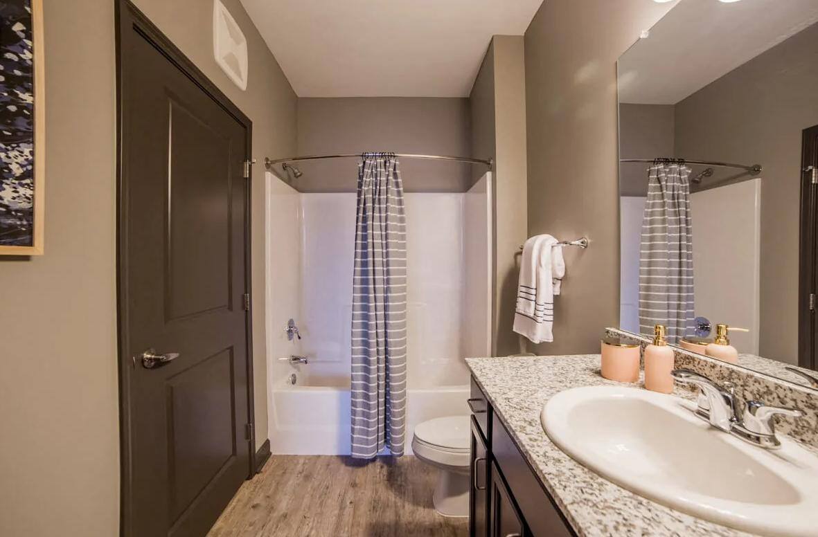 Apartment for rent at 1000 Hollister Lane, Perrysburg, OH 43551