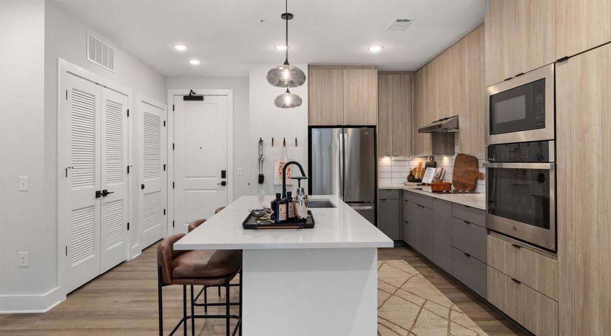 Apartment for rent at 605 Halifax St, Raleigh, NC 27604