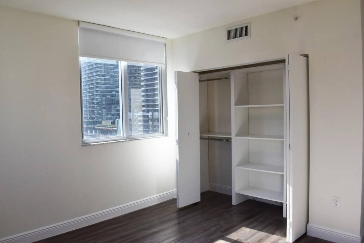 Apartment for rent at 110 SW 12 Ave, Miami, FL 33130