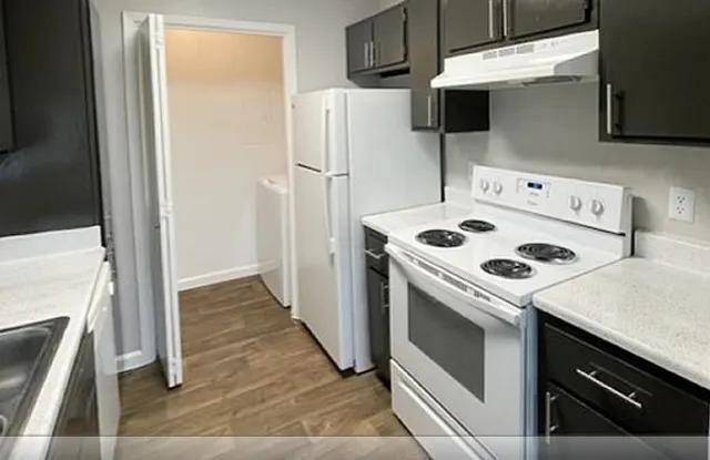 Apartment for rent at 4502 Lake Shore Dr, Waco, TX 76710
