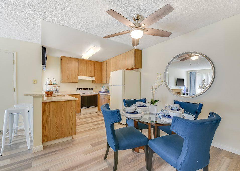 Apartment for rent at Parkway Club, 1237 Graves Ave, El Cajon, CA 92021