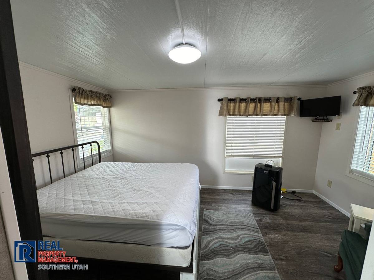 House for rent at 41 N Volcano, Hurricane, UT 84737