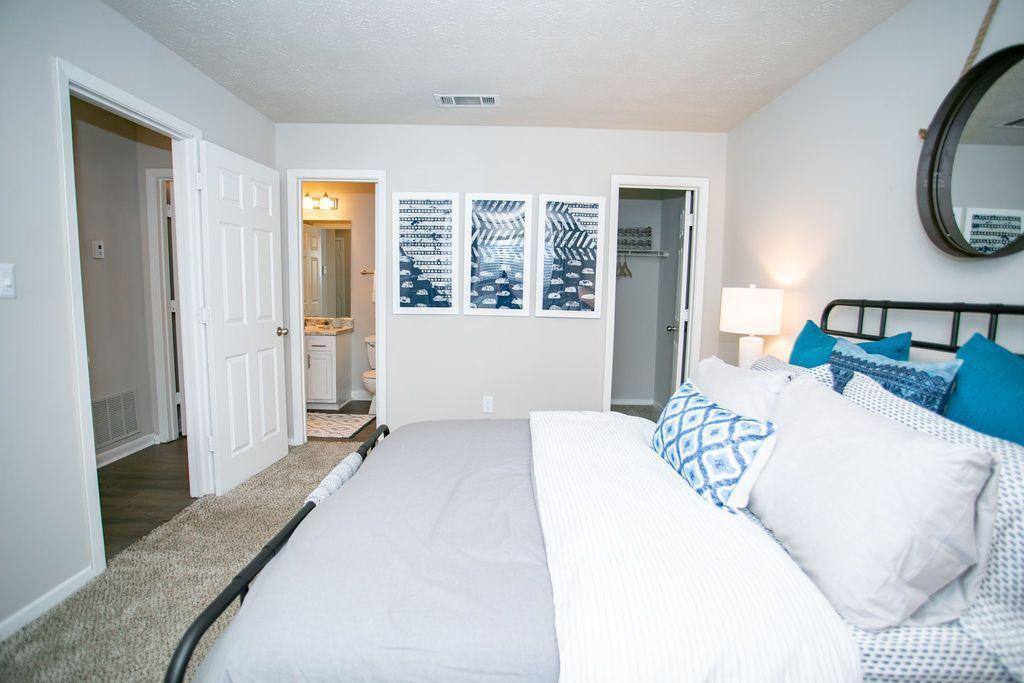 Apartment for rent at 9230 Nesbit Ferry Rd, Alpharetta, GA 30022