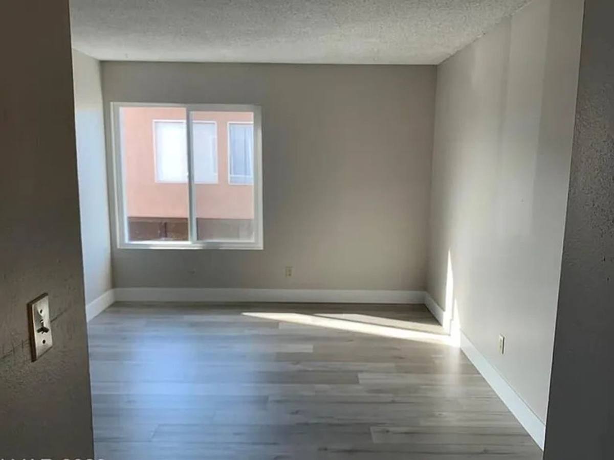 Condo for rent at 1501 Living Desert Dr, Las Vegas, NV 89119