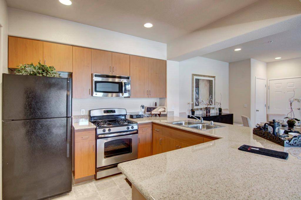 Apartment for rent at Bela Rosa, 3825 W Anthem Way, Phoenix, AZ 85086