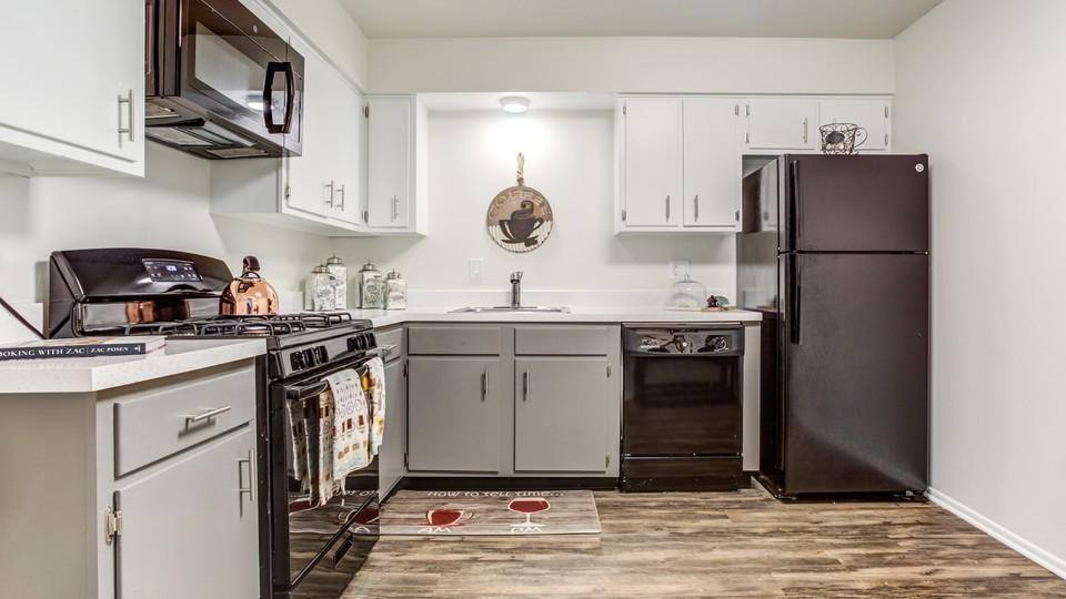 Apartment for rent at 201 N Tyler Rd, Saint Charles, IL 60174