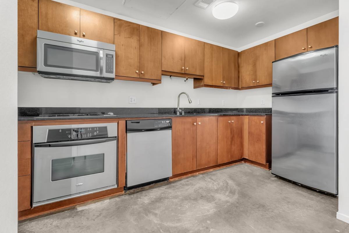House for rent at 144 S Harbor Blvd, Anaheim, CA 92805