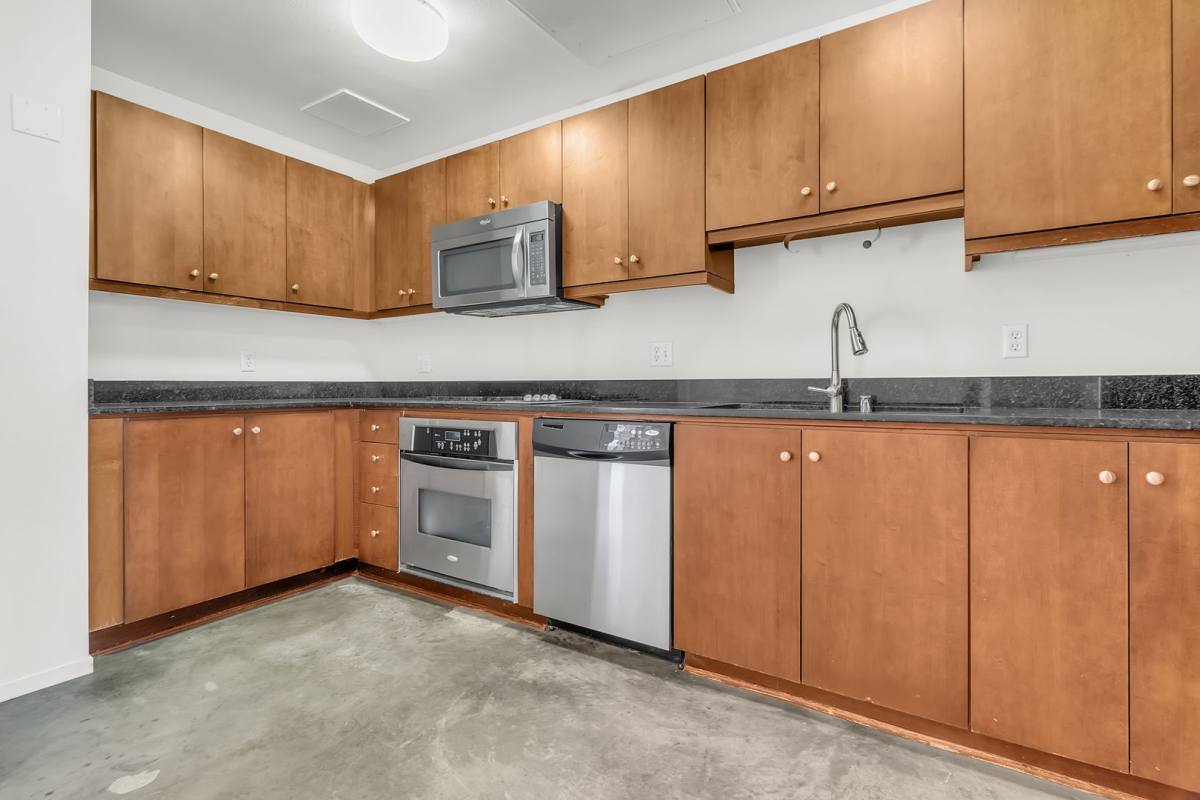 House for rent at 144 S Harbor Blvd, Anaheim, CA 92805