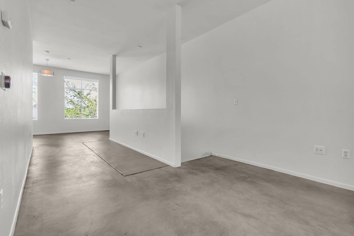 House for rent at 144 S Harbor Blvd, Anaheim, CA 92805