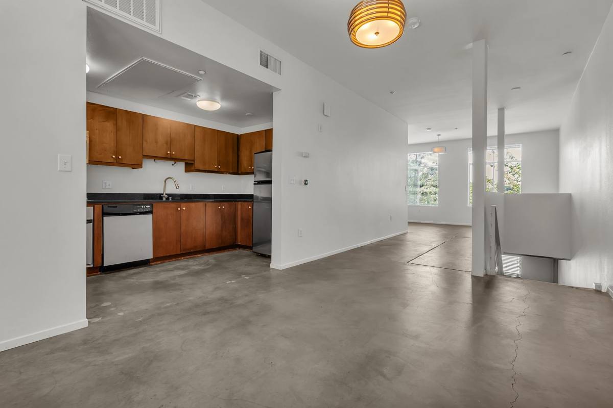 House for rent at 144 S Harbor Blvd, Anaheim, CA 92805
