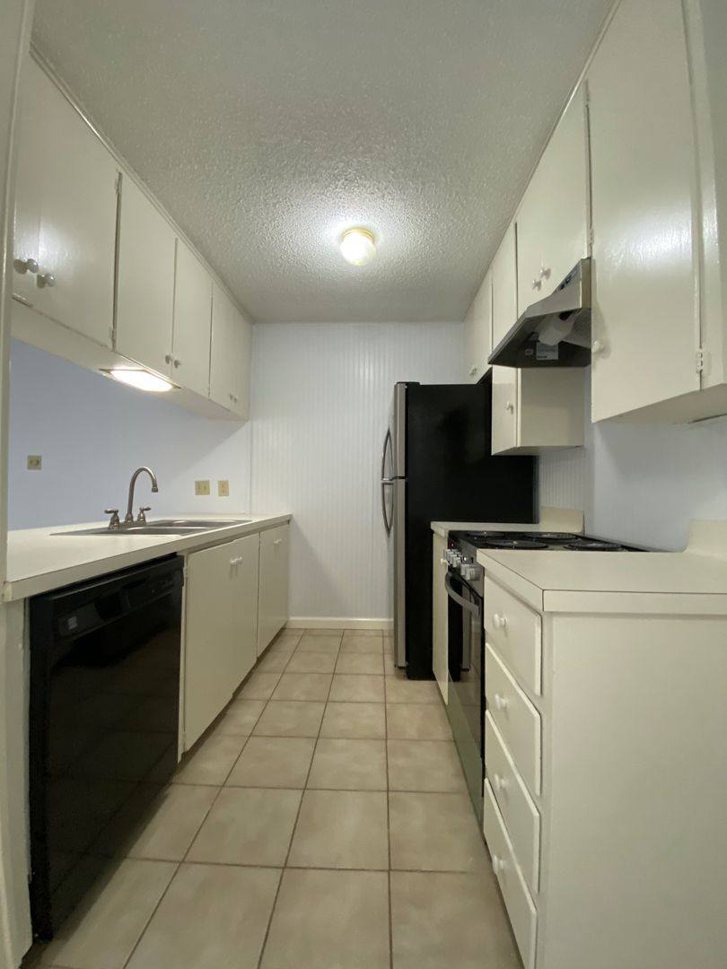 Apartment for rent at 2408 Longview, Austin, TX 78705
