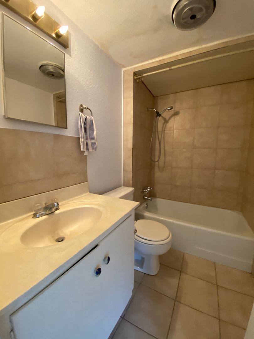 Apartment for rent at 2408 Longview, Austin, TX 78705