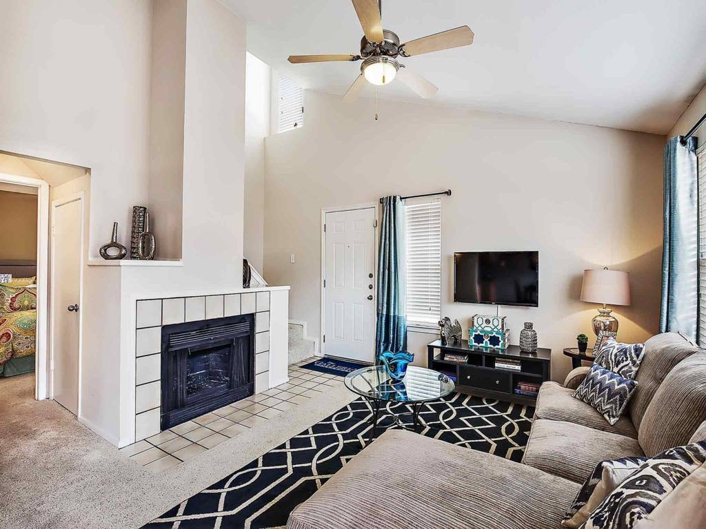 Apartment for rent at Galleria Apartment Homes, 1737 E Frankford Rd, Carrollton, TX 75007