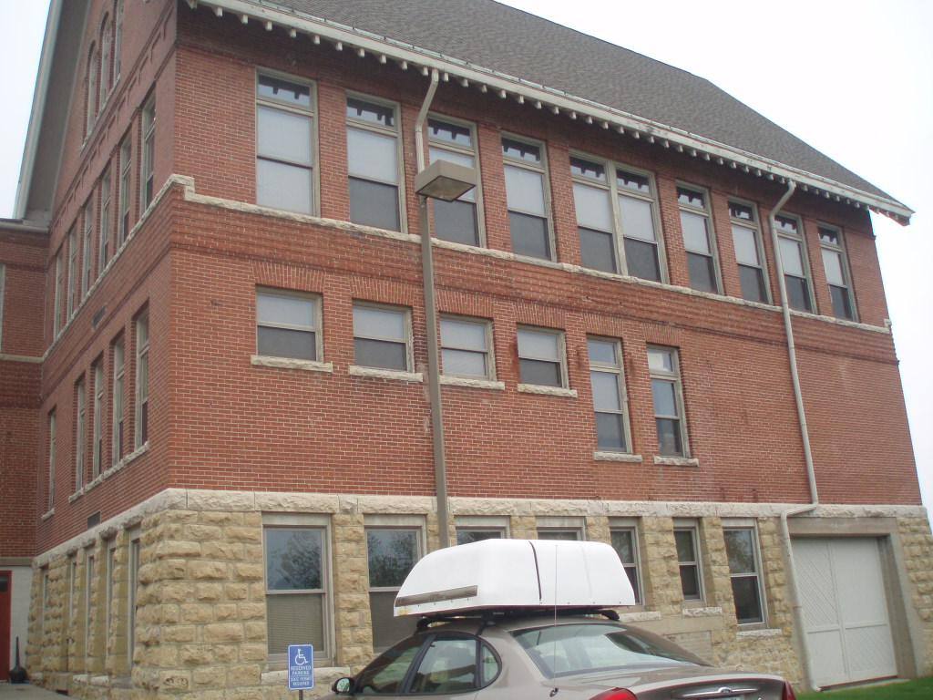 Apartment for rent at 413 6th Ave #201, New Glarus, WI 53574