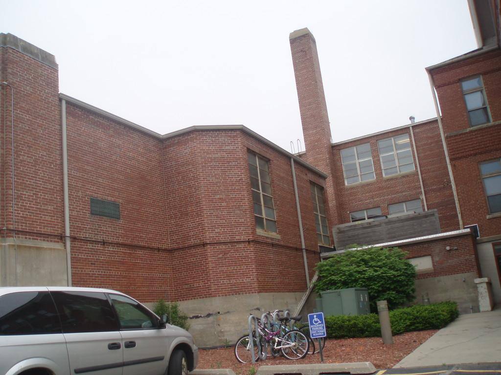 Apartment for rent at 413 6th Ave #201, New Glarus, WI 53574