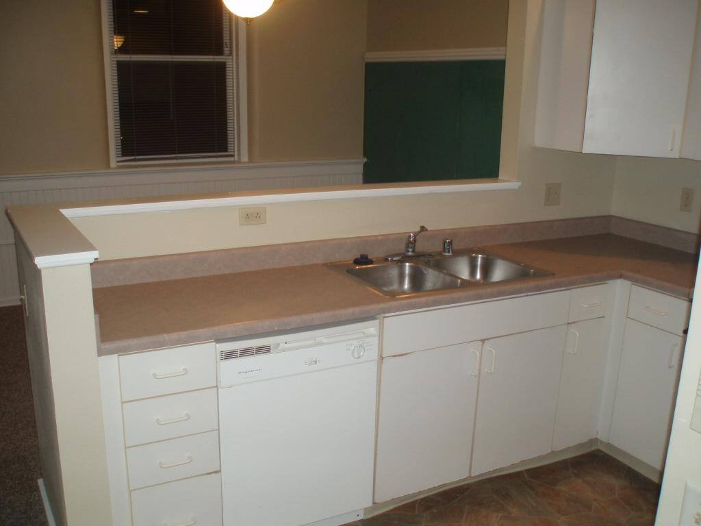 Apartment for rent at 413 6th Ave #201, New Glarus, WI 53574
