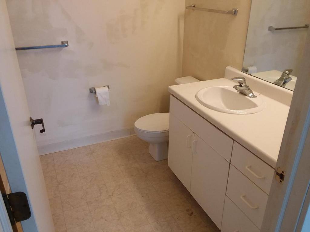 Apartment for rent at 413 6th Ave #300, New Glarus, WI 53574