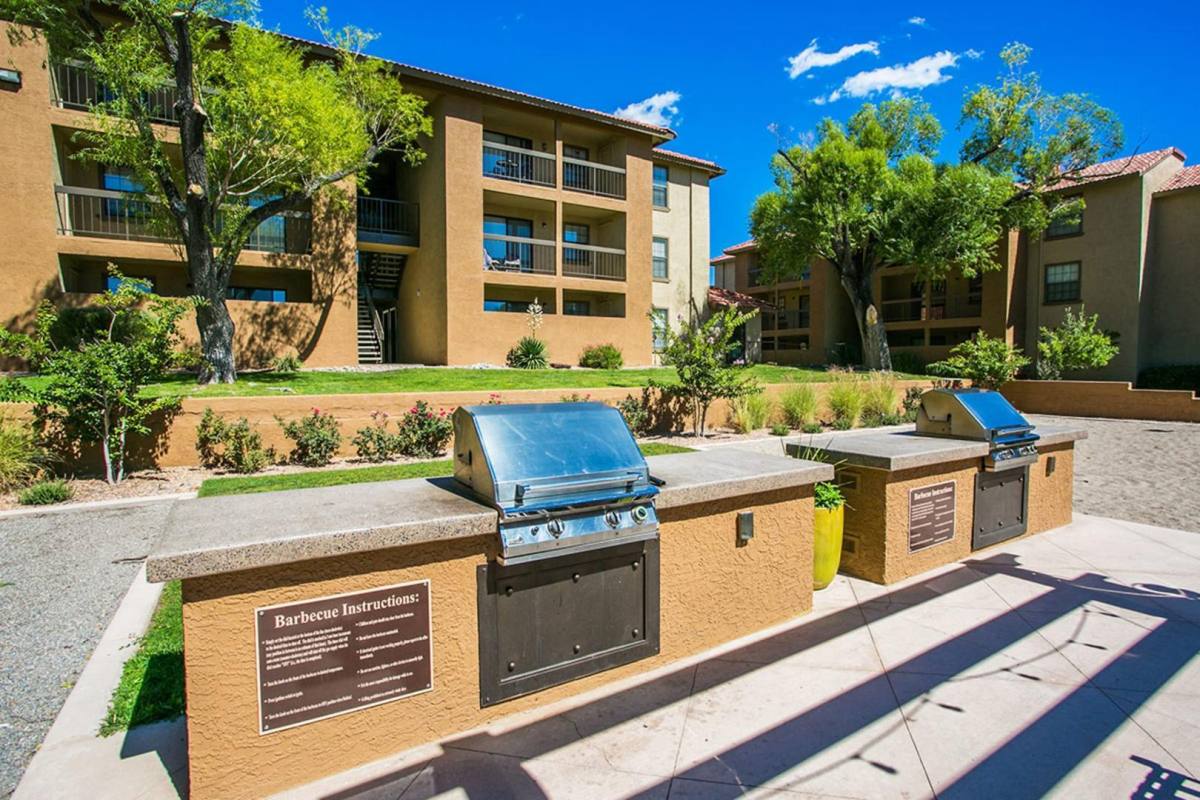 Apartment for rent at Del Rio, 4601 Montano Rd NW, Albuquerque, NM 87120