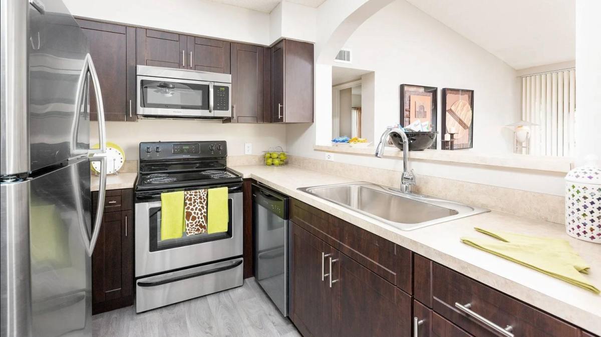 Apartment for rent at 1501 Coral Ridge Dr, Coral Springs, FL 33071