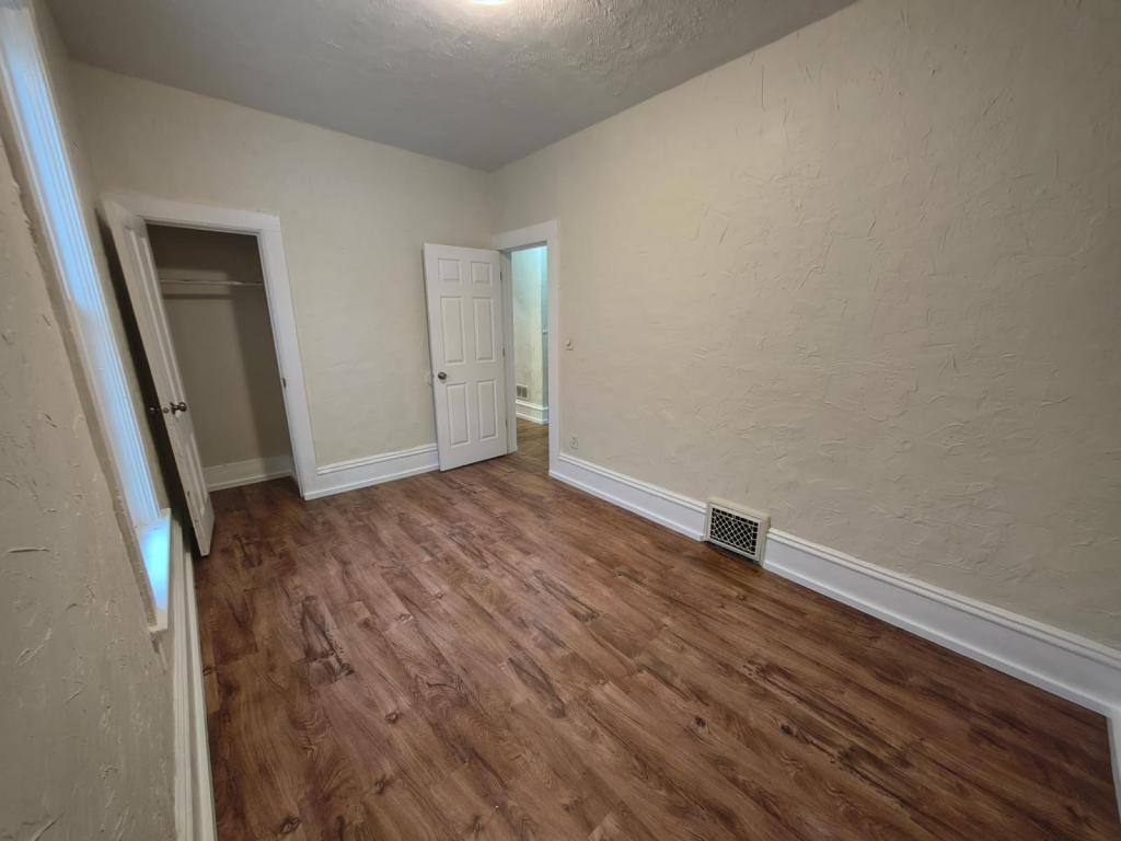 Townhouse for rent at 1114 Cumming Ave, Superior, WI 54880