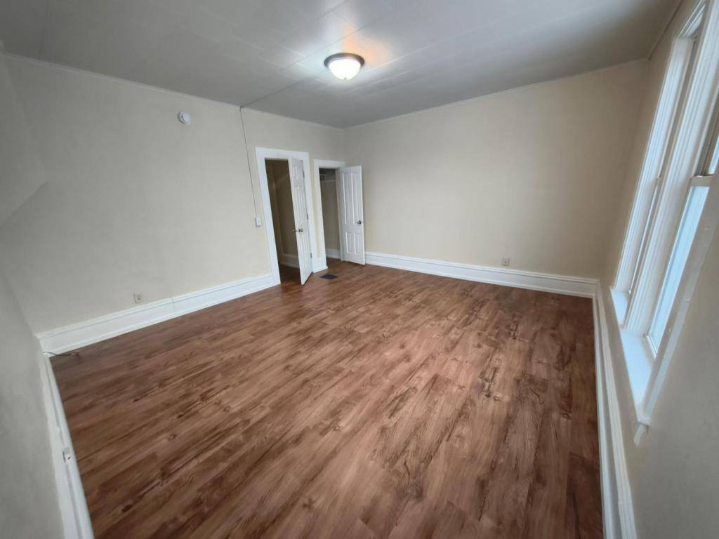 Townhouse for rent at 1114 Cumming Ave, Superior, WI 54880